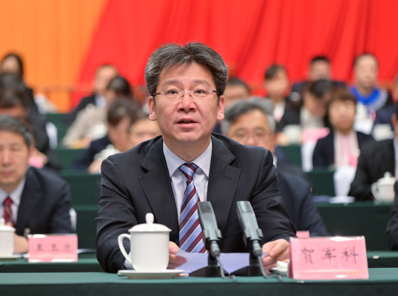四川省科學技術(shù)協(xié)會第十次代表大會開幕
主動服務國家大局 堅定扛起時代使命
以磅礴科技力量更好助推四川現(xiàn)代化建設
王曉暉賀軍科講話 施小琳出席「相關(guān)圖片」